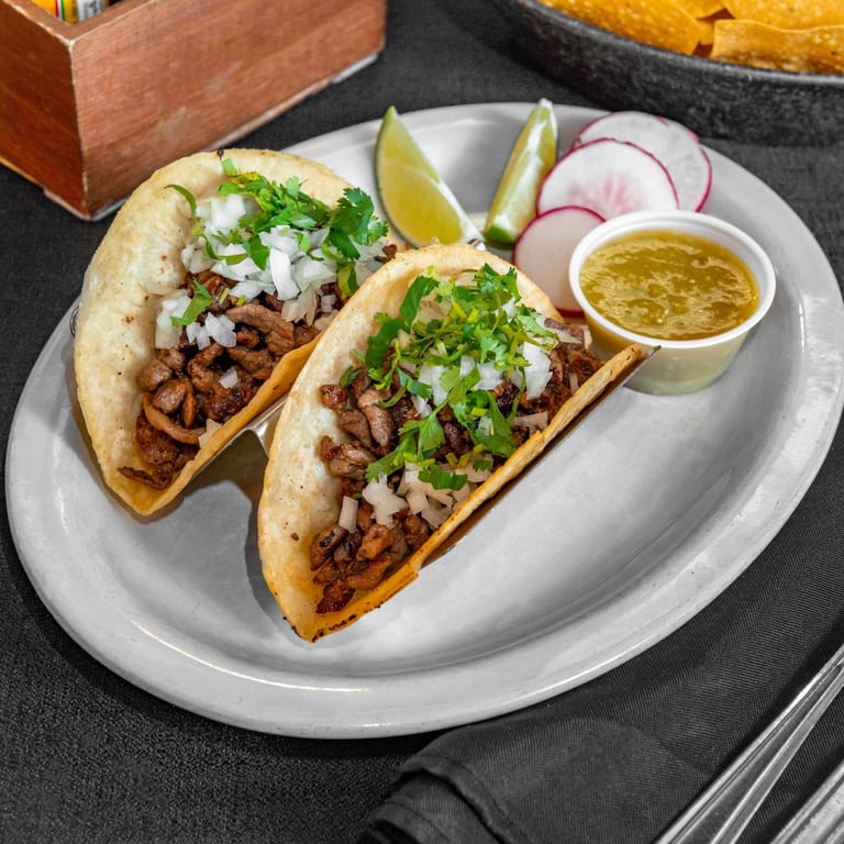 Fresh Salads: Mexican, Seafood, Vegetarian Options